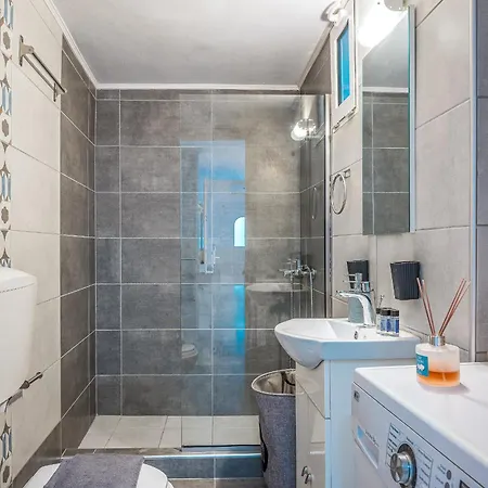 Sofman City Center Apartment B Iraklion Buitenkant foto